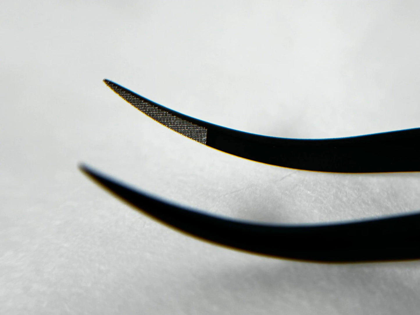 Pince à cils courbé en fibre Alice's beauty Studio